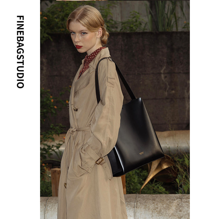 FinebagStudio Black Large Tote Bag - finebagstudios