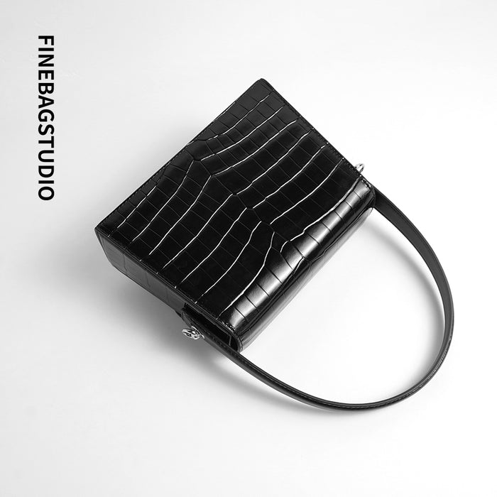 FinebagStudio Black Leather Tote Bag Crossbody Handbag with Chain