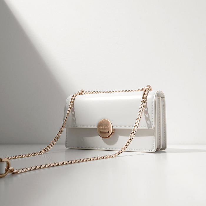  Chain Shoulder Bag