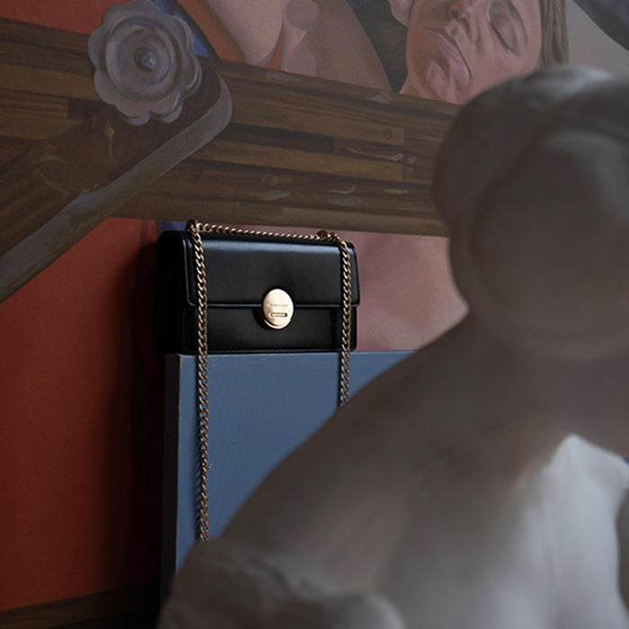 Chain Shoulder Bag